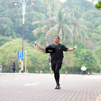 Runner Photo 8166899