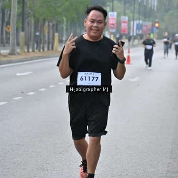 Runner Photo 8166940