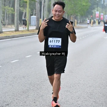 Runner Photo 8166953