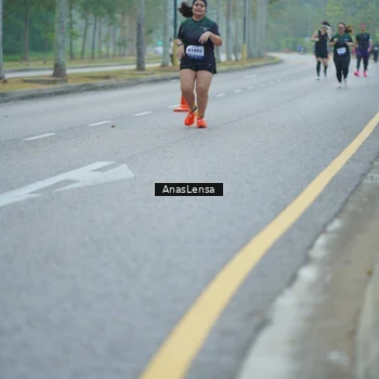 Runner Photo 8166986