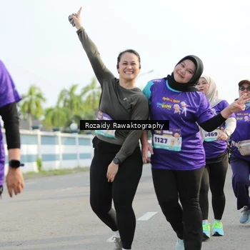 Runner Photo 8167022