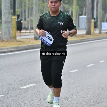 Runner Photo 8167098