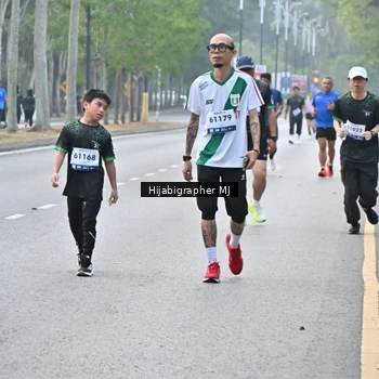 Runner Photo 8167288