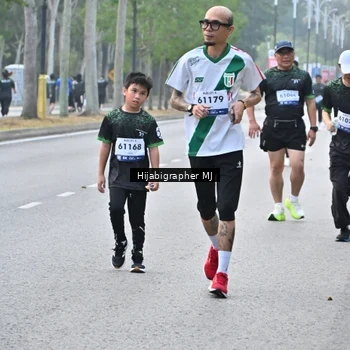 Runner Photo 8167297