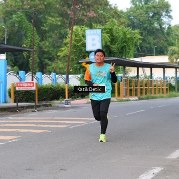 Runner Photo 8167405