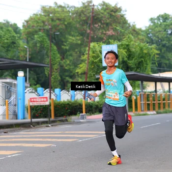 Runner Photo 8167530