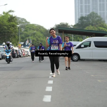 Runner Photo 8167659