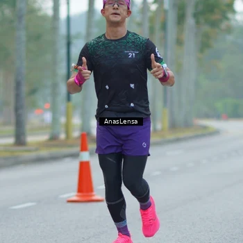 Runner Photo 8167876