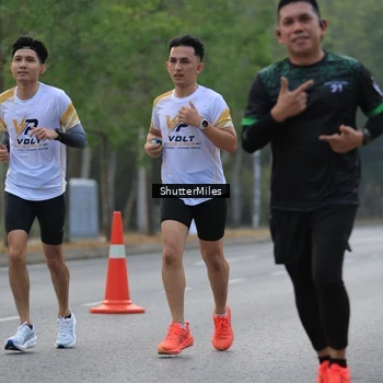 Runner Photo 8167946