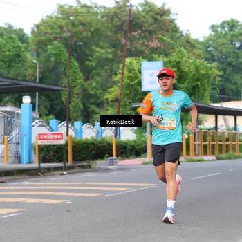 Runner Photo 8167974