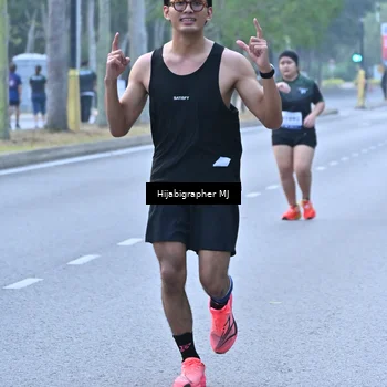 Runner Photo 8168105