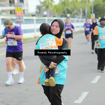 Runner Photo 8168125