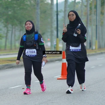 Runner Photo 8168400