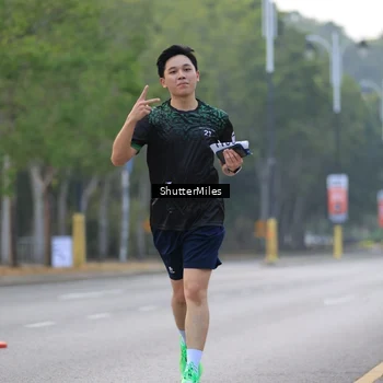 Runner Photo 8168500