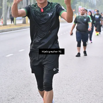 Runner Photo 8168579