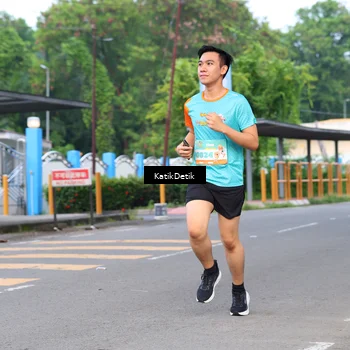 Runner Photo 8168642