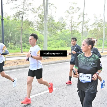 Runner Photo 8168643