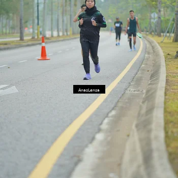 Runner Photo 8168698