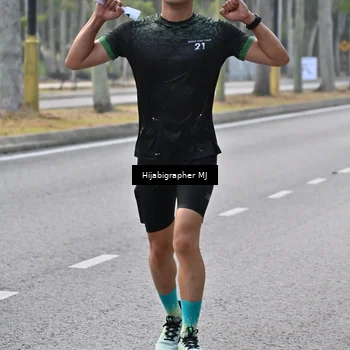Runner Photo 8168746