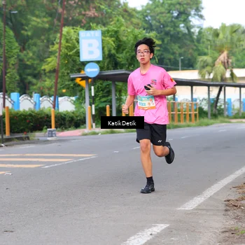 Runner Photo 8168793