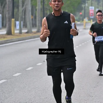 Runner Photo 8169100