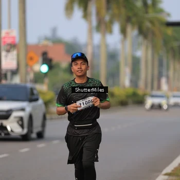 Runner Photo 8169406