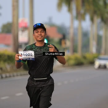 Runner Photo 8169423