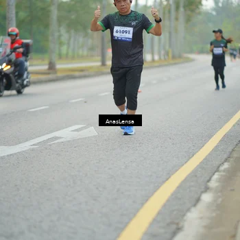 Runner Photo 8169594