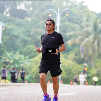 Runner Photo 8169875