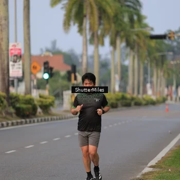 Runner Photo 8170023
