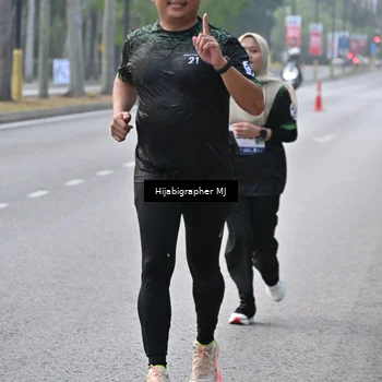 Runner Photo 8170072