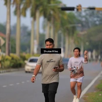 Runner Photo 8170170
