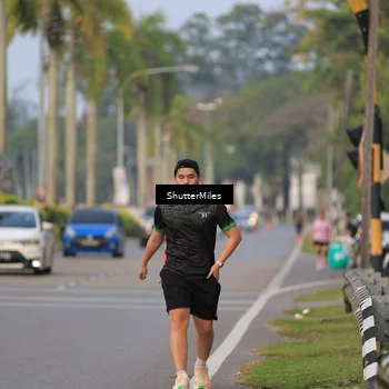 Runner Photo 8170197