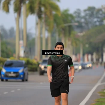 Runner Photo 8170199