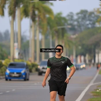 Runner Photo 8170276