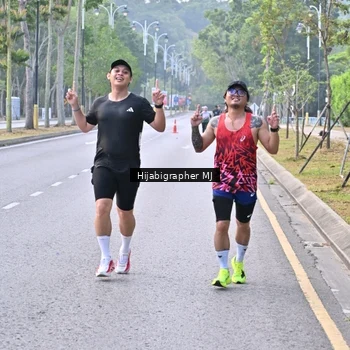 Runner Photo 8170471