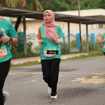 Runner Photo 8170477