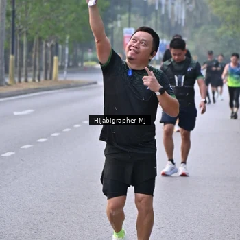 Runner Photo 8170579