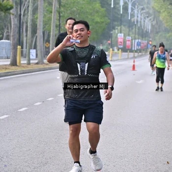 Runner Photo 8170603