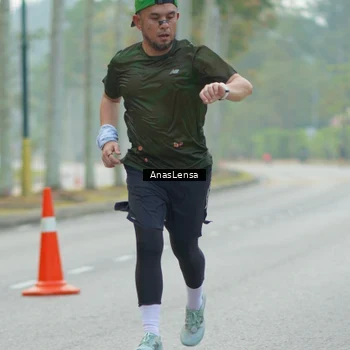 Runner Photo 8170628
