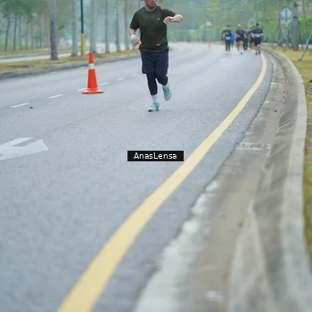 Runner Photo 8170657