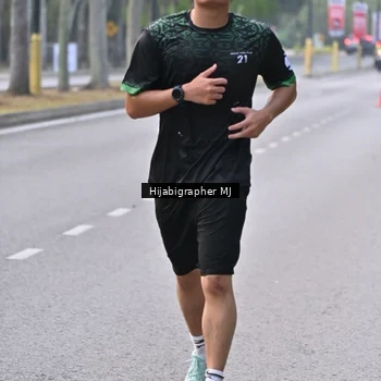 Runner Photo 8170693