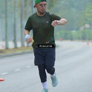 Runner Photo 8170766