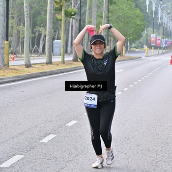Runner Photo 8170788