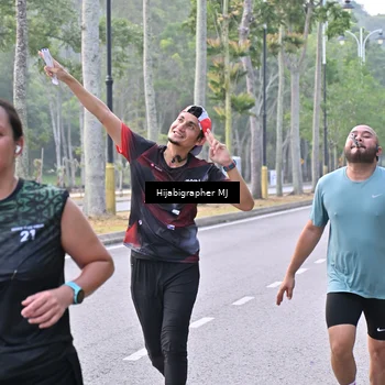 Runner Photo 8170843