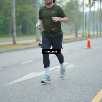 Runner Photo 8170846