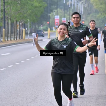 Runner Photo 8170881