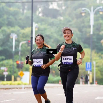 Runner Photo 8170891