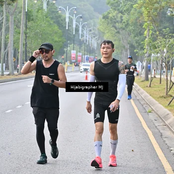 Runner Photo 8170919