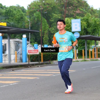 Runner Photo 8170929